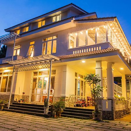 Caly Homestay Далат Екстер'єр фото