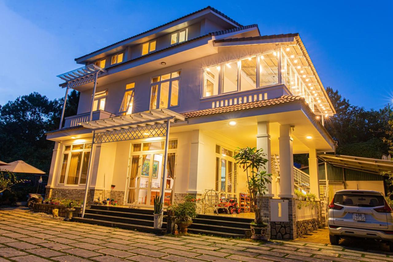 Caly Homestay Далат Екстер'єр фото