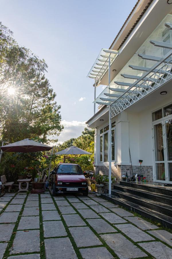Caly Homestay Далат Екстер'єр фото